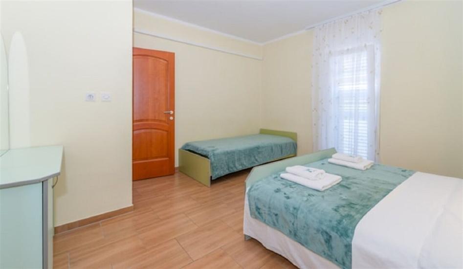 Apartment A4, for 7 persons