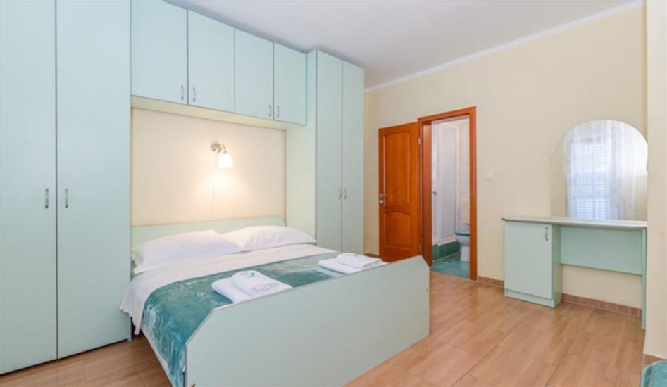 Apartment A4, for 7 persons