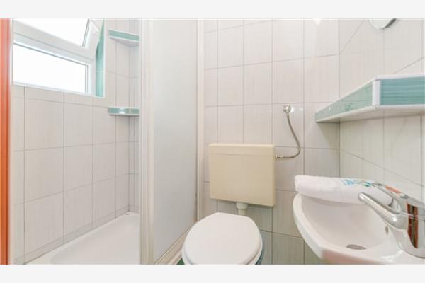 Apartment A4, for 7 persons