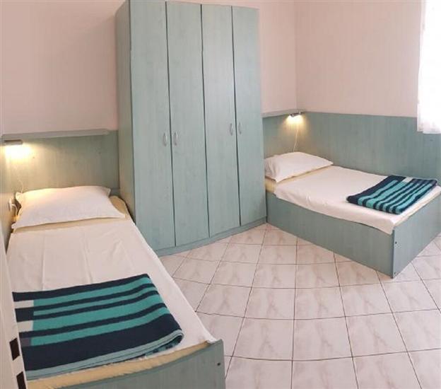 Apartment A5, for 4 persons