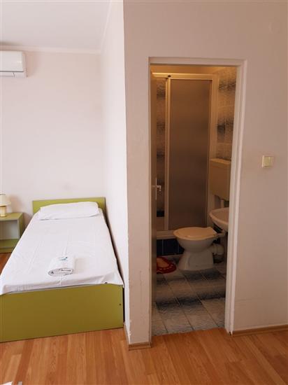 Apartment A7, for 3 persons