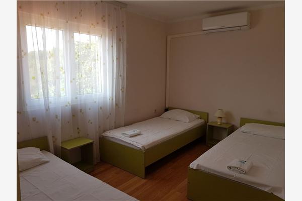 Apartment A7, for 3 persons