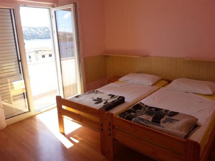 Apartment A8, for 3 persons