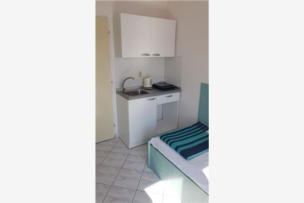 Apartment A9, for 2 persons