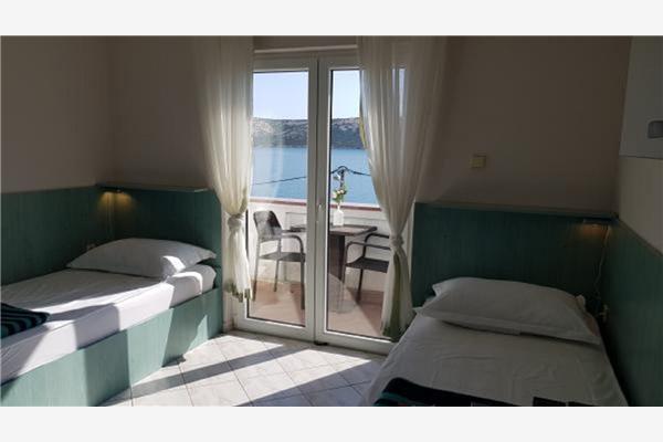 Apartment A10, for 2 persons