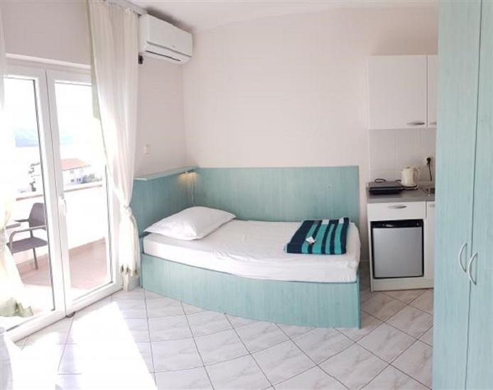Apartment A10, for 2 persons