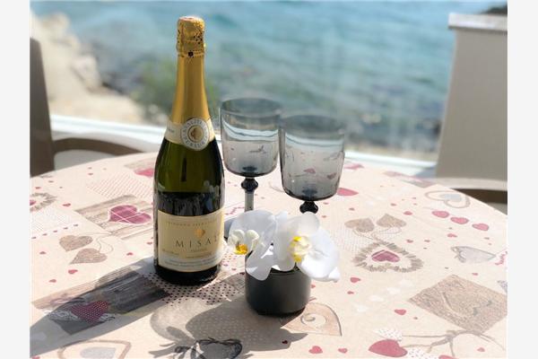 Apartment A2, for 5 persons