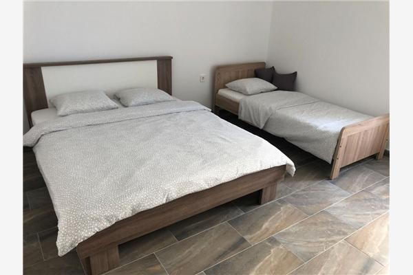 Apartment A2, for 5 persons