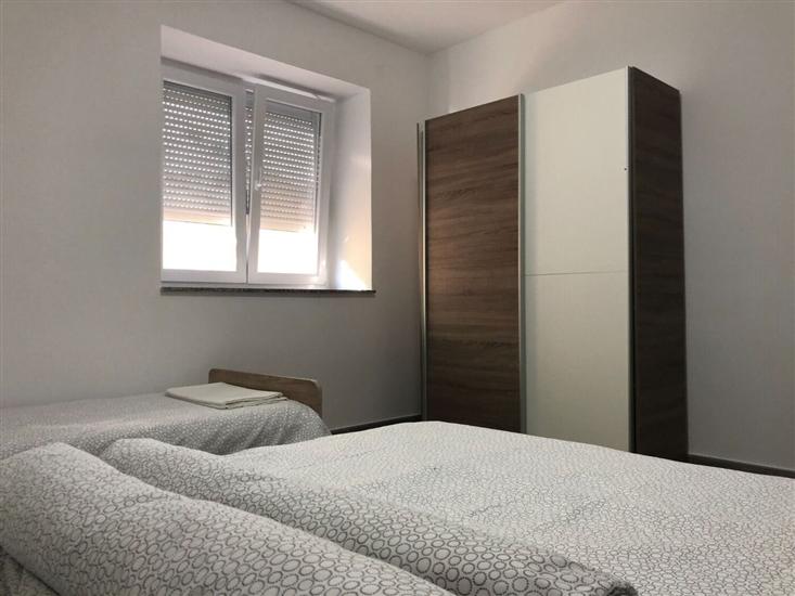 Apartment A3, for 5 persons