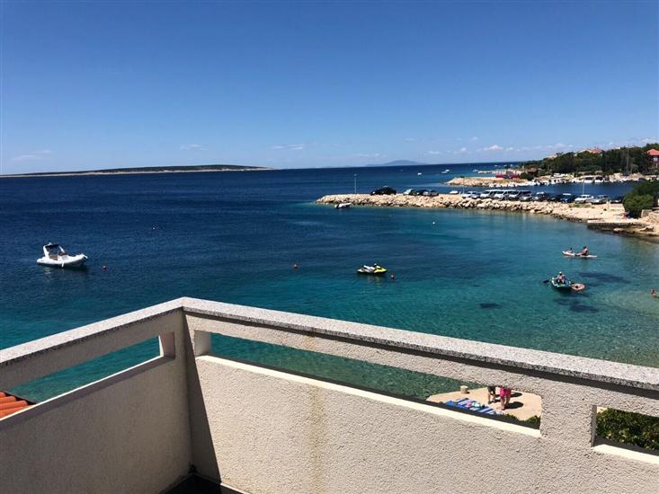 Apartment A5, for 6 persons