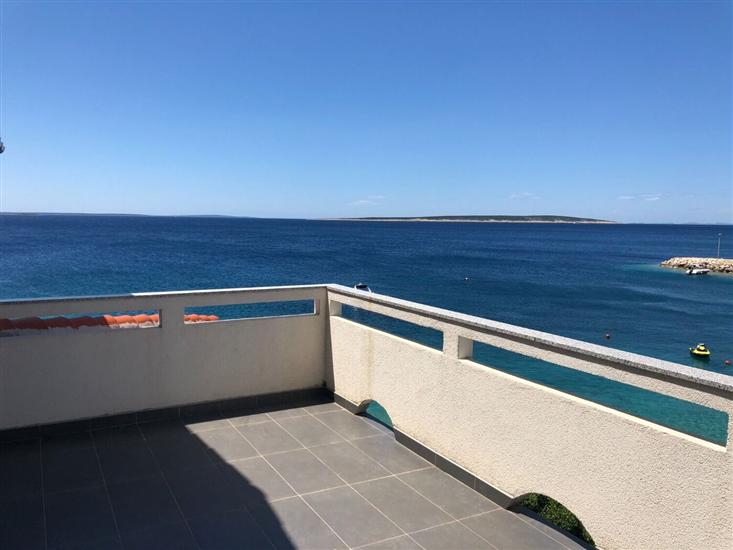 Apartment A5, for 6 persons