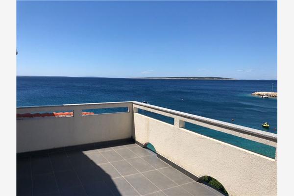 Apartment A5, for 6 persons