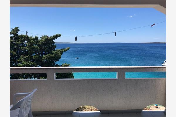 Apartment A5, for 6 persons