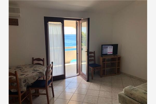 Apartment A5, for 6 persons