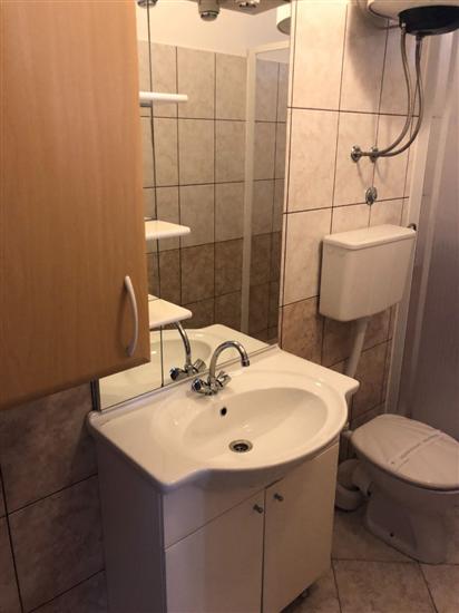 Apartment A5, for 6 persons