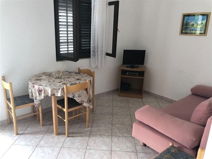 Apartment A6, for 4 persons