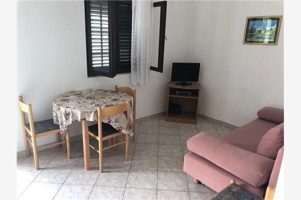 Apartment A6, for 4 persons