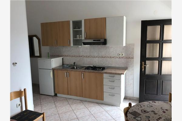 Apartment A6, for 4 persons