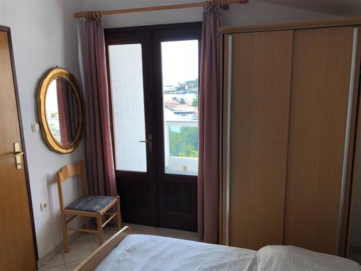 Apartment A8, for 4 persons