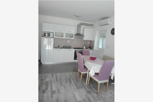 Apartment A1, for 4 persons
