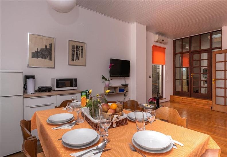 Apartment A1, for 4 persons