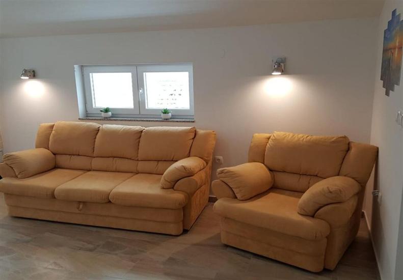 Apartment A1, for 5 persons