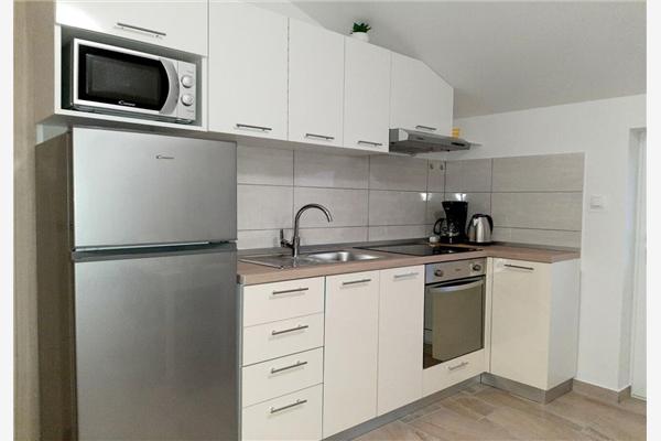Apartment A1, for 5 persons