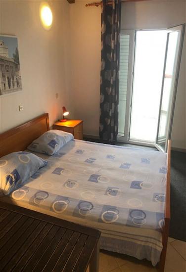 Apartment A5, for 6 persons