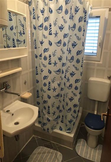 Apartment A5, for 6 persons