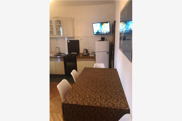 Apartment A7, for 5 persons