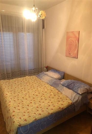 Apartment A7, for 5 persons
