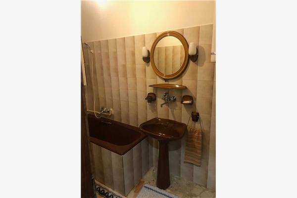 Apartment A7, for 5 persons