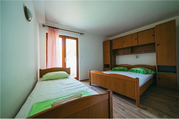 Lägenhet A3, för 5 personer