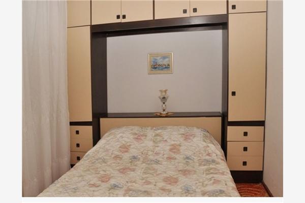 Apartment A2, for 5 persons