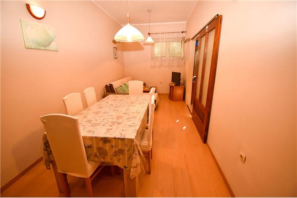 Apartment A1, for 6 persons