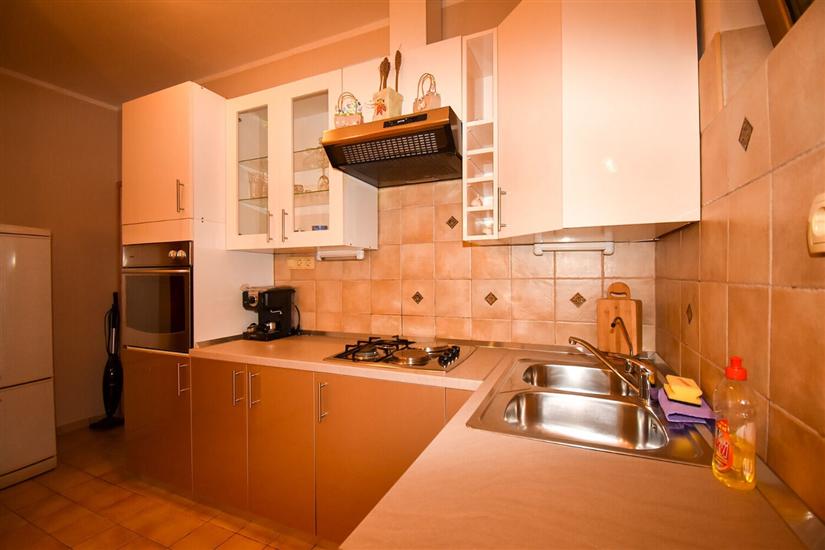 Apartment A1, for 6 persons