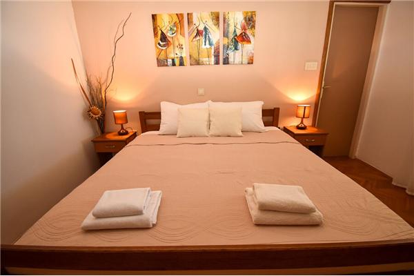 Apartment A1, for 6 persons