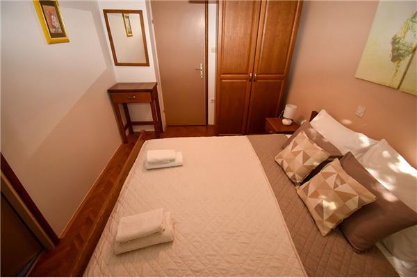 Apartment A1, for 6 persons