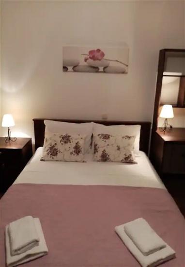 Room S5, for 2 persons