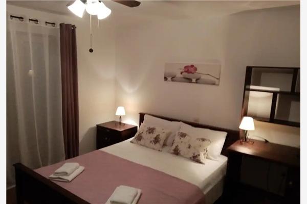 Room S5, for 2 persons