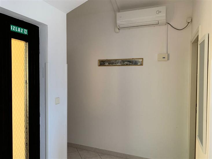 Apartment A1, for 6 persons