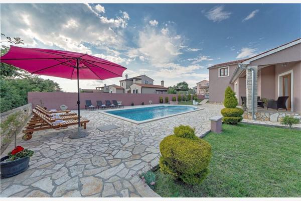 House K1, for 8 persons