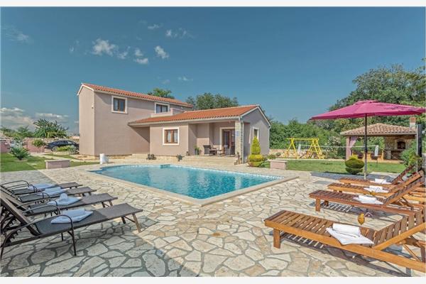 House K1, for 8 persons