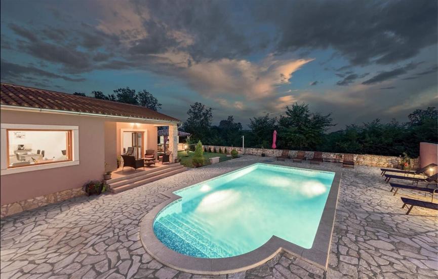 House K1, for 8 persons