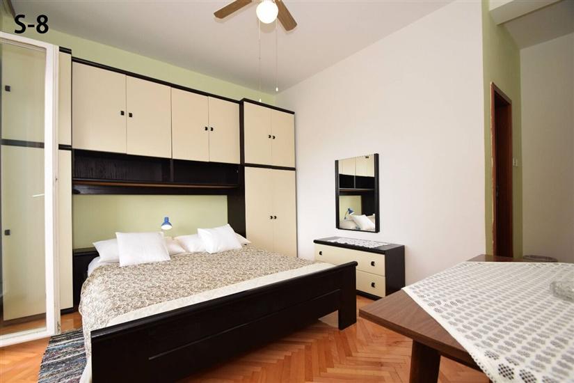 Apartment A1, for 9 persons