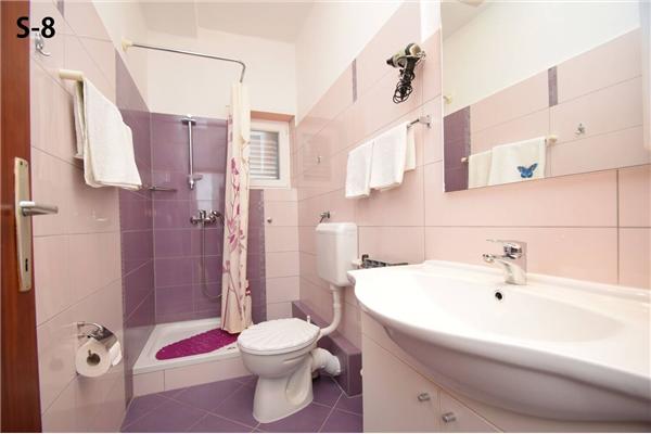 Apartment A1, for 9 persons