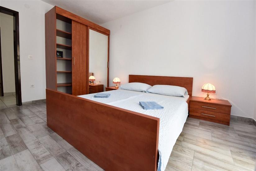 Apartment A5, for 6 persons