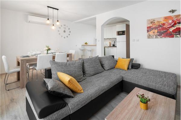 Apartment A1, for 6 persons