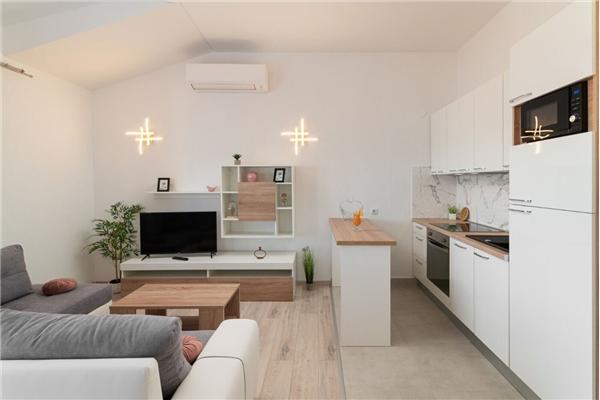 Apartment A2, for 6 persons