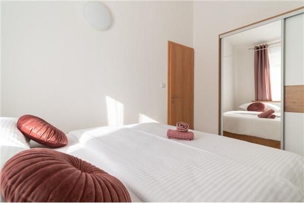 Apartment A2, for 6 persons